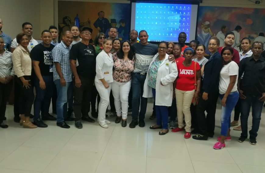 Personal del Hospital Regional Taiwan 19 DE Marzo Recibe charla sobre VIH SIDA