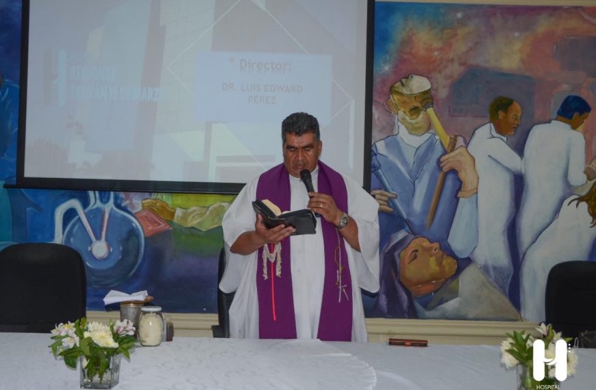 Hospital Regional Taiw&aacute;n celebr&oacute; una misa por el 17 aniversario del centro de salud